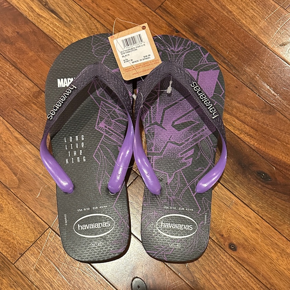 Havaianas Marvel Black and Purple Flip Flops